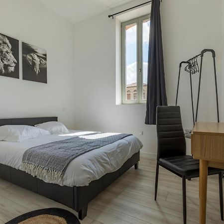 Le Sicre - T3 Confort, Centre Castelsarrasin, Parking Exterior foto